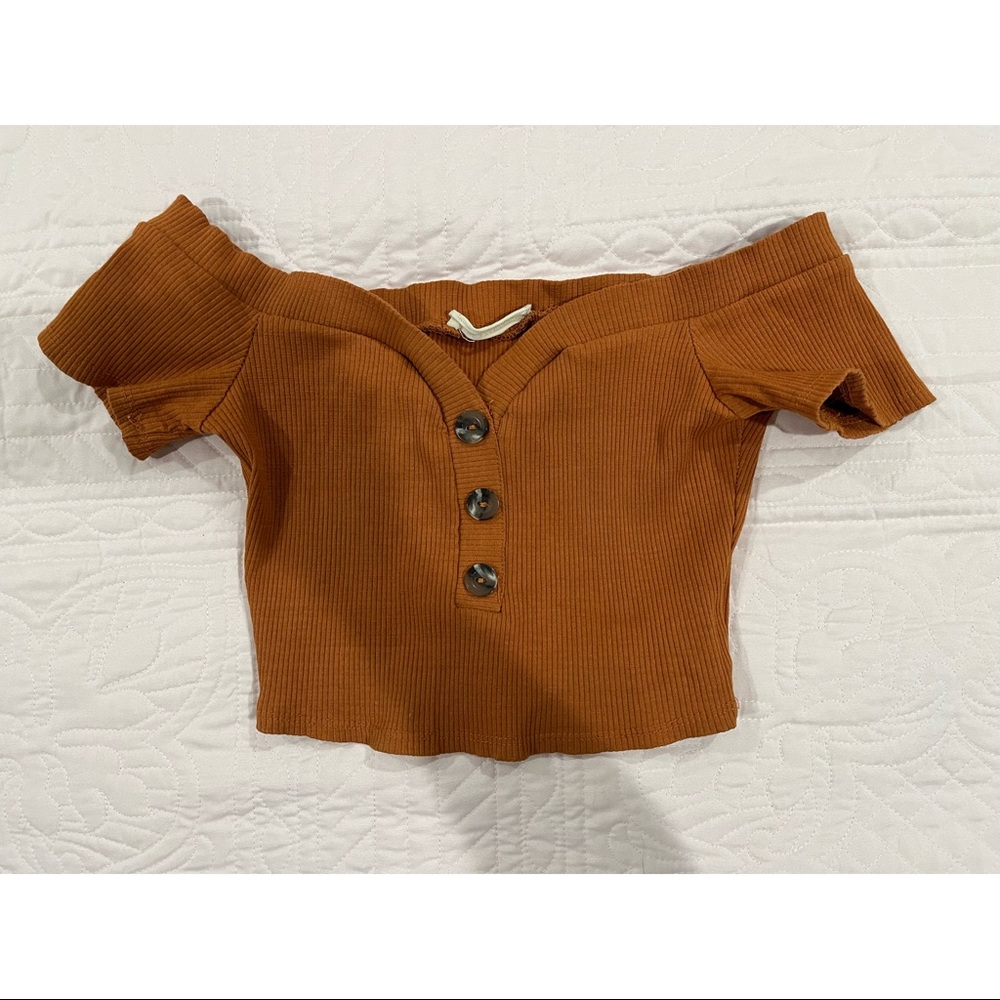 Off the shoulder buttoned crop top
